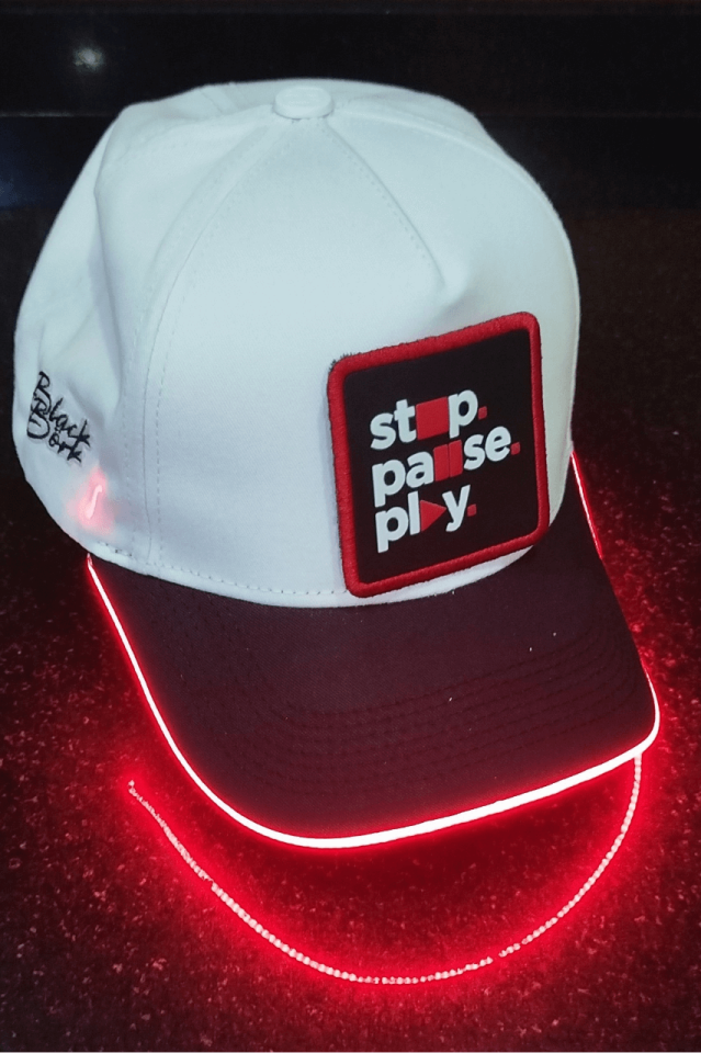 Stop-Pause-Play Bench Siyah-Beyaz LED'li Beyzbol Şapka