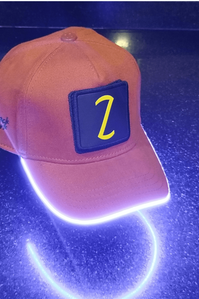 Z Bench Kahve LED'li Beyzbol Şapka