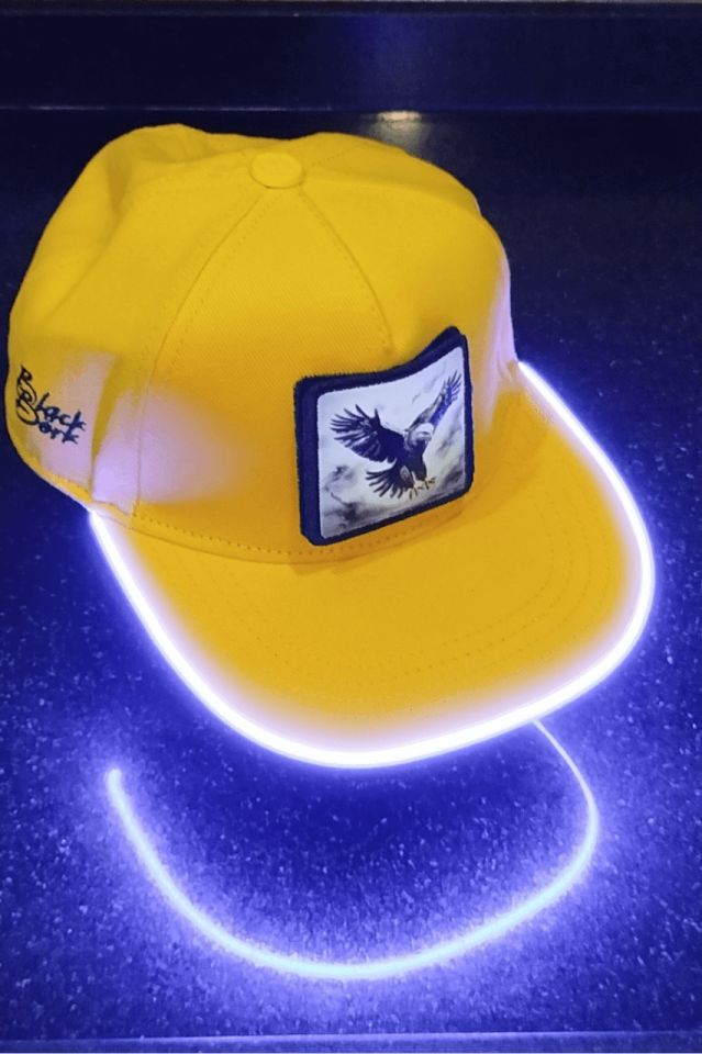 Kartal Bench Sarı LED'li Hip Hop Şapka