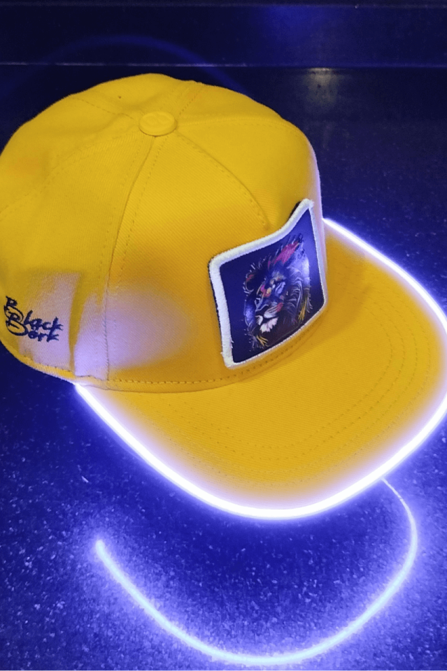 Aslan Bench Sarı LED'li Hip Hop Şapka