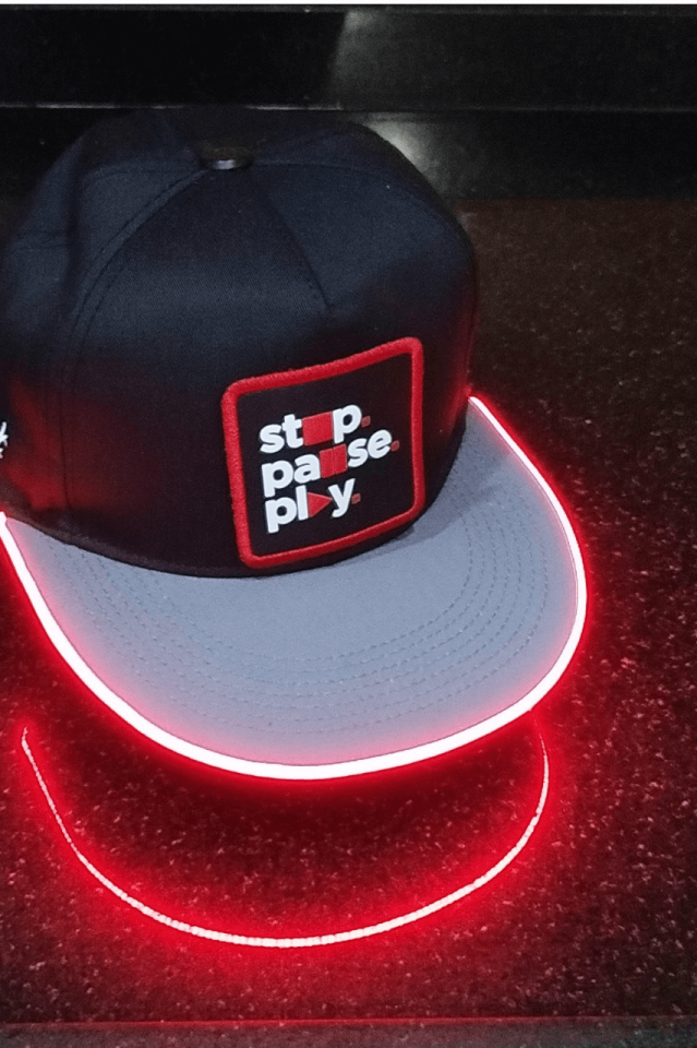 Stop-Pause-Play Bench Siyah-Gri LED'li Hip Hop Şapka