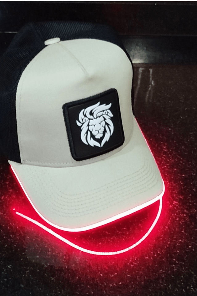 Aslan Bench Siyah-Krem LED'li Beyzbol Şapka