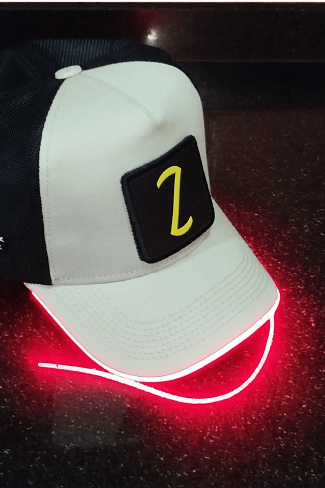Z Bench Siyah-Krem LED'li Beyzbol Şapka