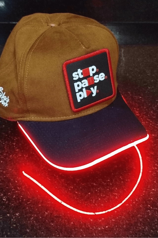 Stop-Pause-Play Bench Kahve-Siyah LED'li Beyzbol Şapka