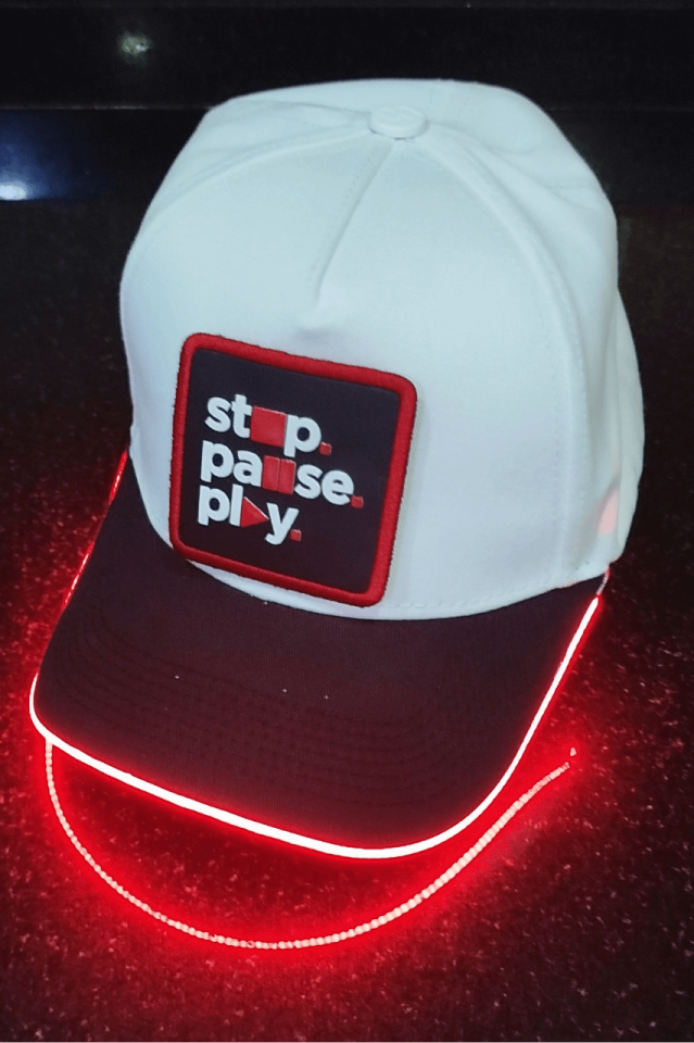 Stop-Pause-Play Bench Siyah-Beyaz LED'li Beyzbol Şapka