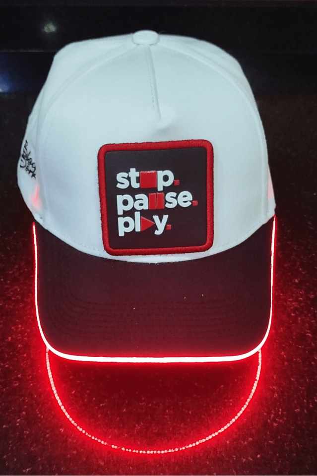 Stop-Pause-Play Bench Siyah-Beyaz LED'li Beyzbol Şapka