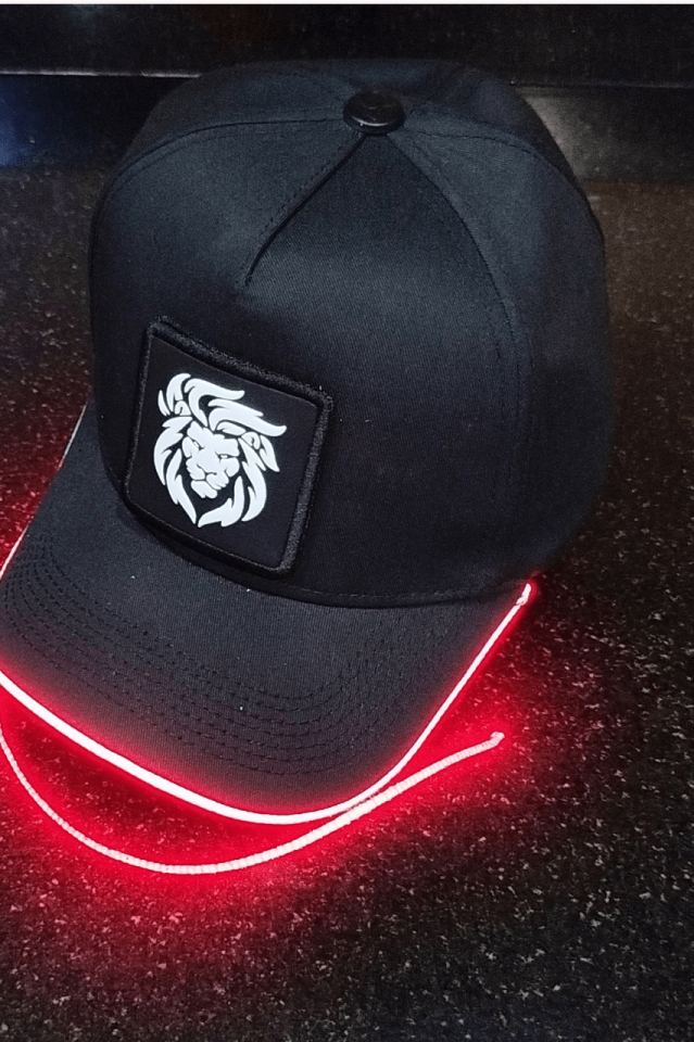 Aslan Bench Siyah LED'li Beyzbol Şapka