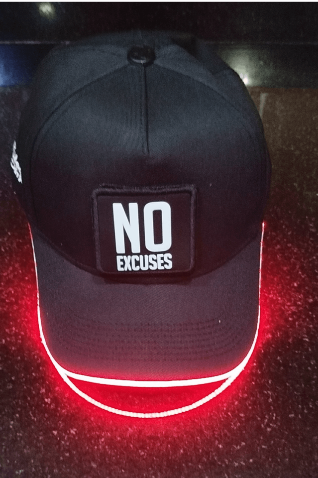 No Excuses Bench Siyah LED'li Beyzbol Şapka