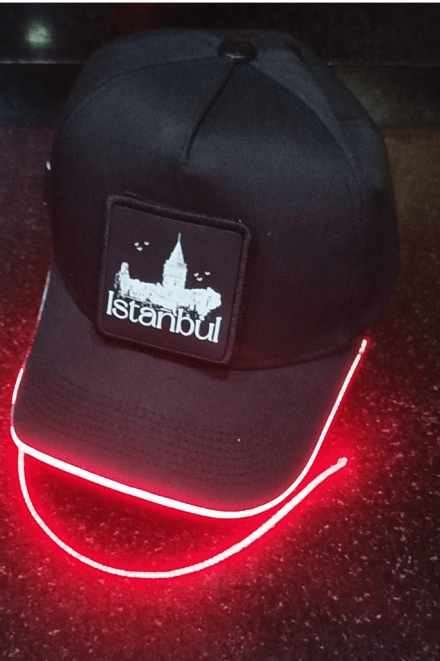 İstanbul Bench Siyah LED'li Beyzbol Şapka