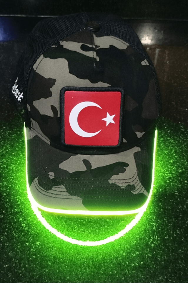 Bayrak Bench Kamuflaj Yeşil LED'li Beyzbol Şapka