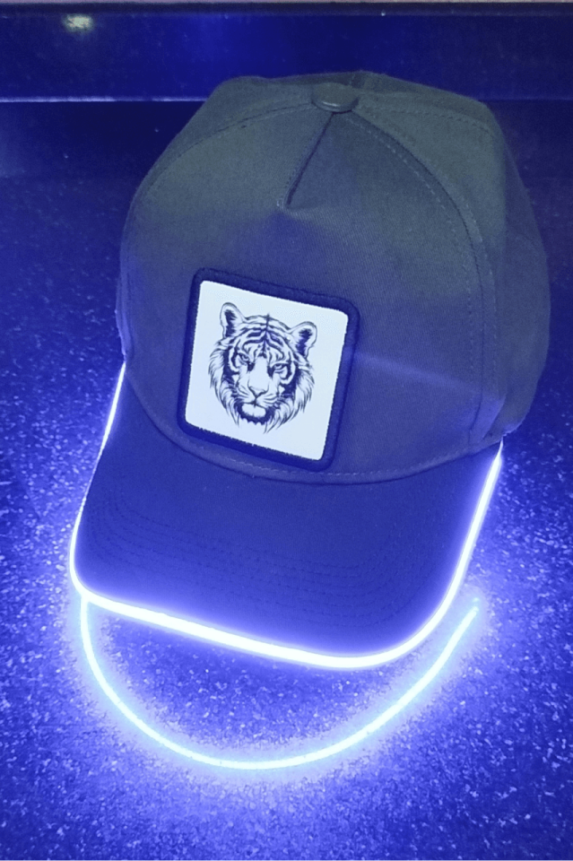 Aslan Bench Yeşil-Siyah LED'li Beyzbol Şapka