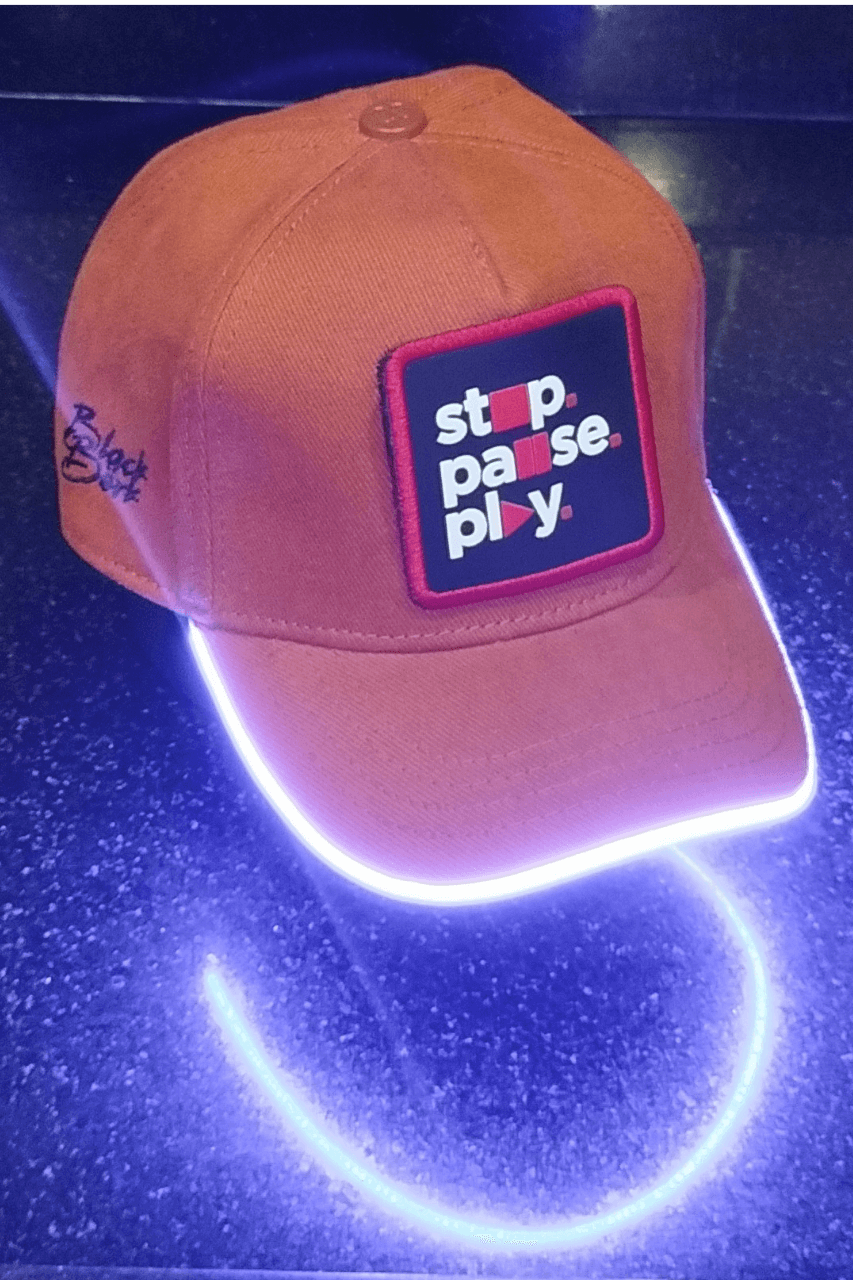 Stop-Pause-Play Bench Kahve LED'li Beyzbol Şapka