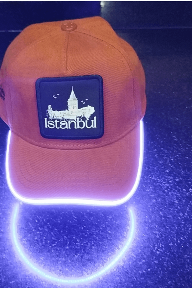 İstanbul Bench Kahve LED'li Beyzbol Şapka