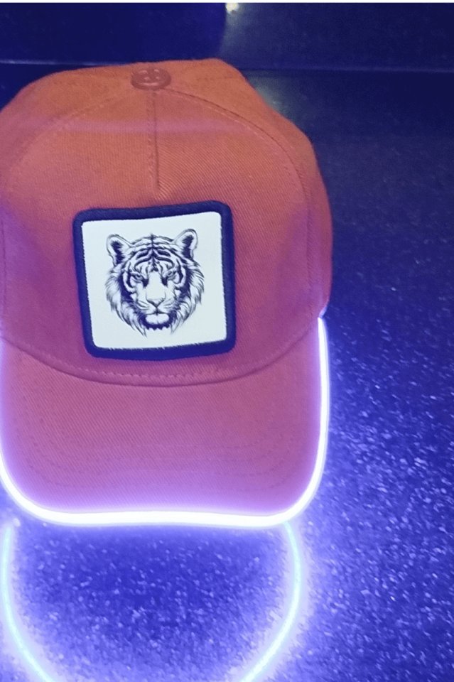 Kaplan Bench Kahve LED'li Beyzbol Şapka