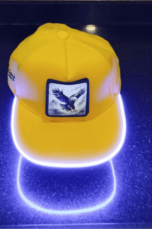 Kartal Bench Sarı LED'li Hip Hop Şapka