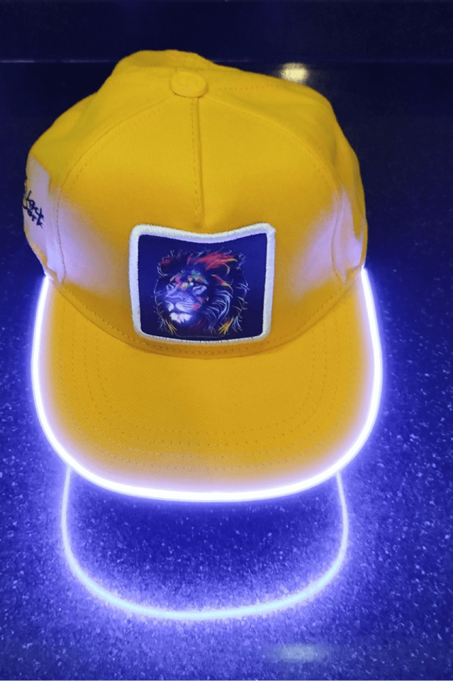 Aslan Bench Sarı LED'li Hip Hop Şapka