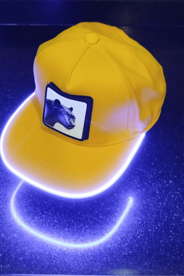 Panter Bench Sarı LED'li Hip Hop Şapka