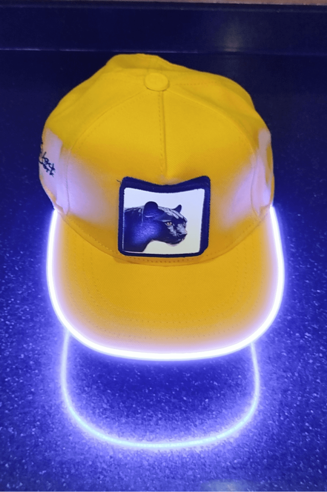 Panter Bench Sarı LED'li Hip Hop Şapka