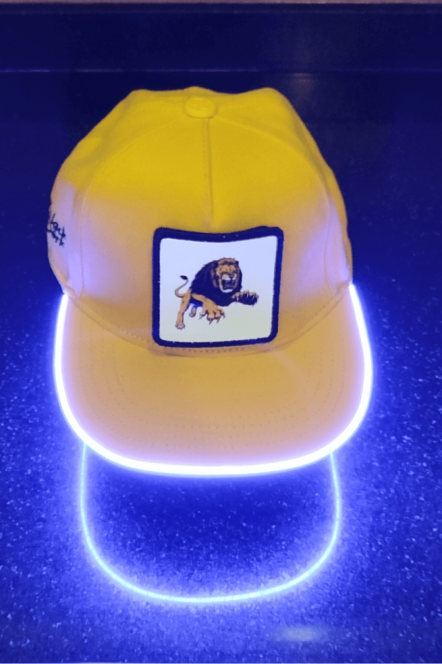 Aslan Bench Sarı LED'li Hip Hop Şapka