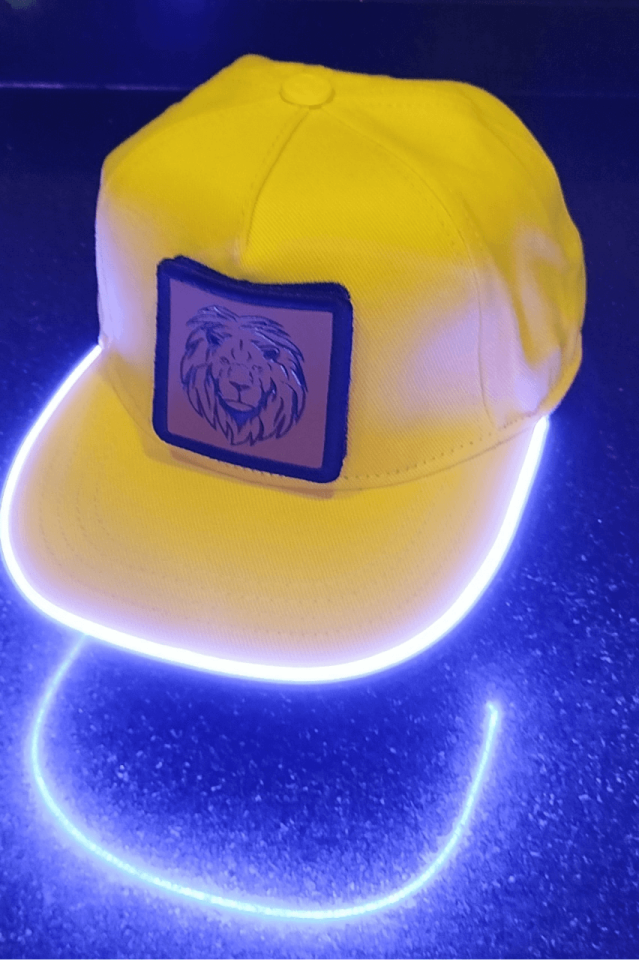 Aslan Bench Sarı LED'li Hip Hop Şapka