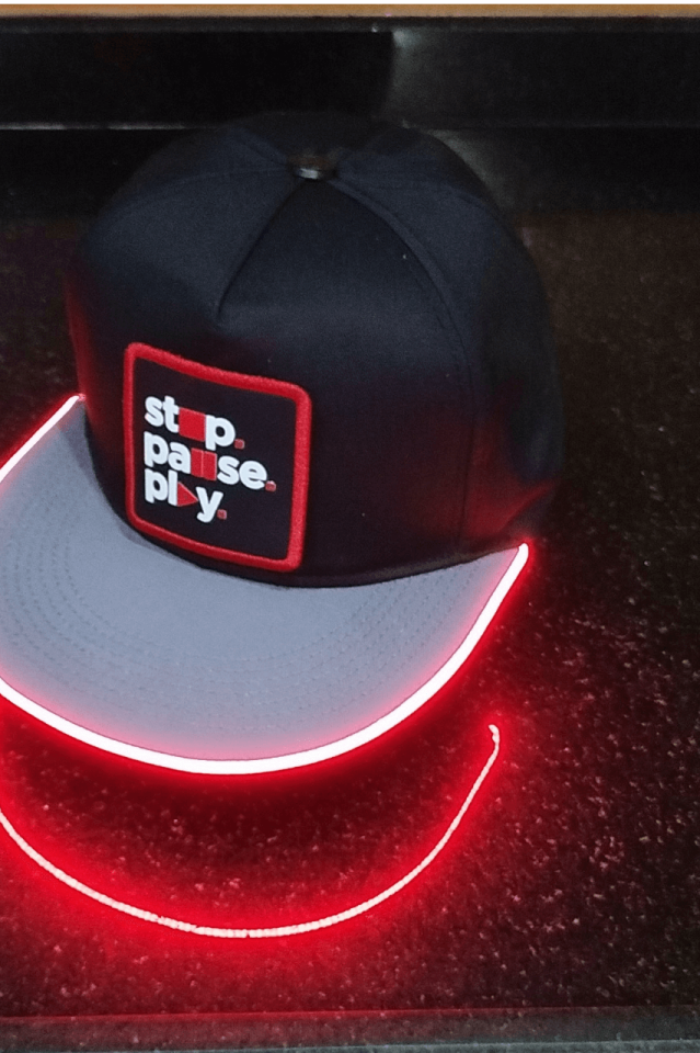 Stop-Pause-Play Bench Siyah-Gri LED'li Hip Hop Şapka
