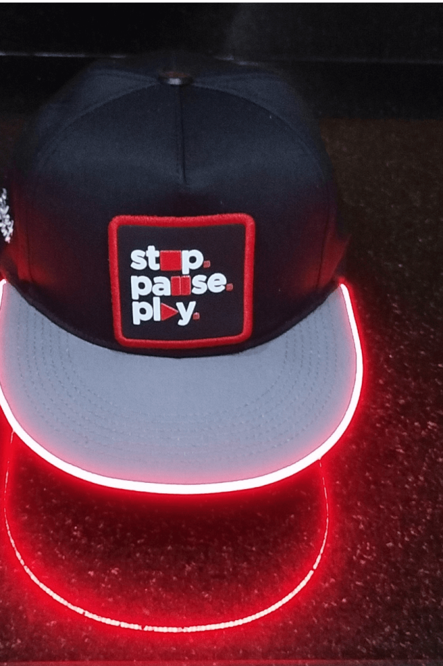 Stop-Pause-Play Bench Siyah-Gri LED'li Hip Hop Şapka