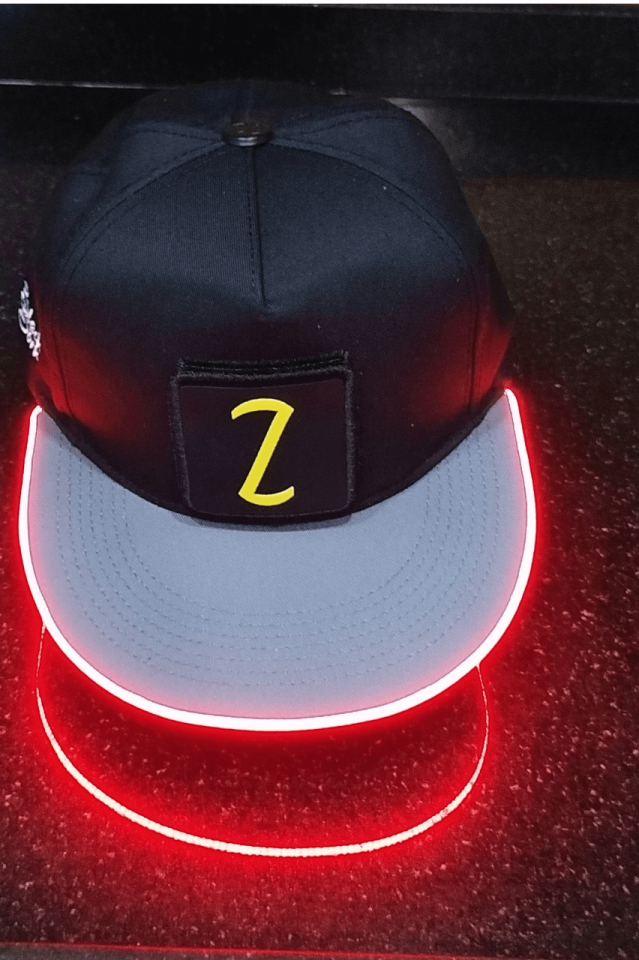Z Bench Siyah-Gri LED'li Hip Hop Şapka