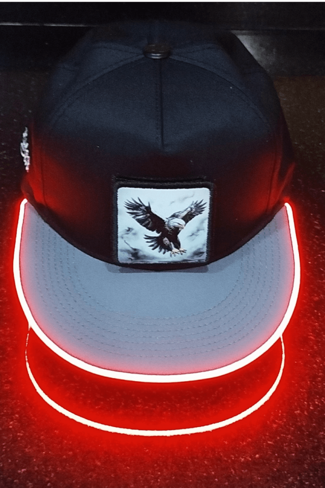 Kartal Bench Siyah-Gri LED'li Hip Hop Şapka