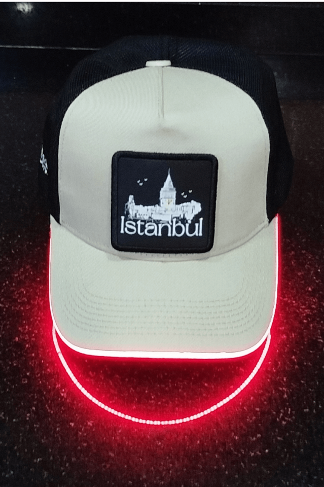 İstanbul Bench Siyah-Krem LED'li Beyzbol Şapka