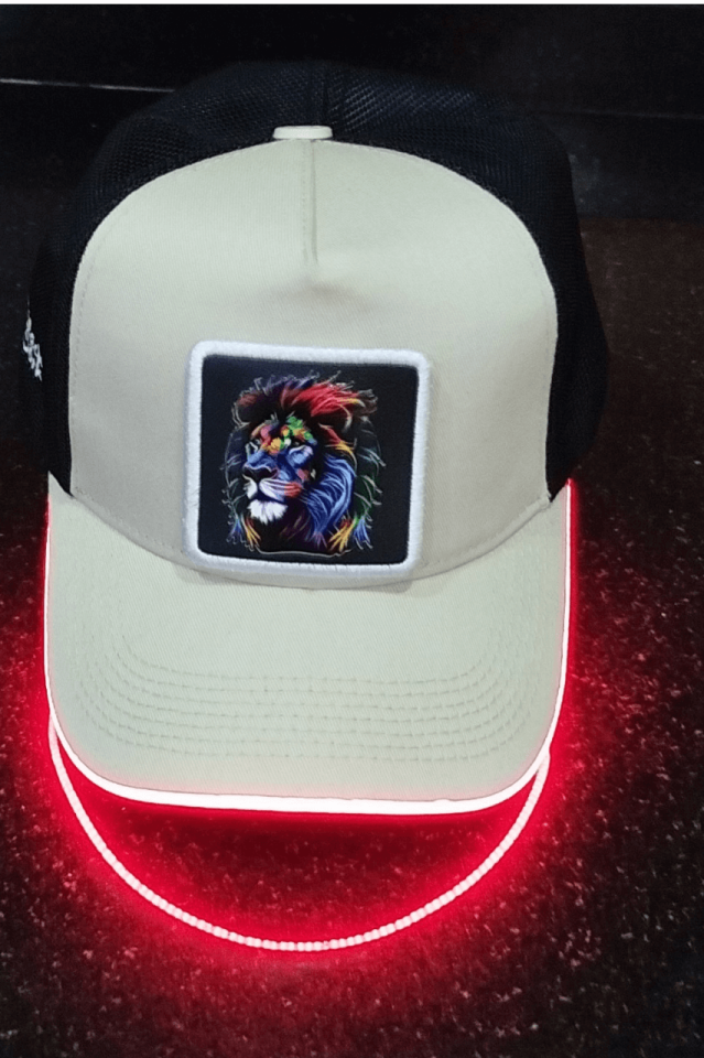 Aslan Bench Siyah-Krem LED'li Beyzbol Şapka
