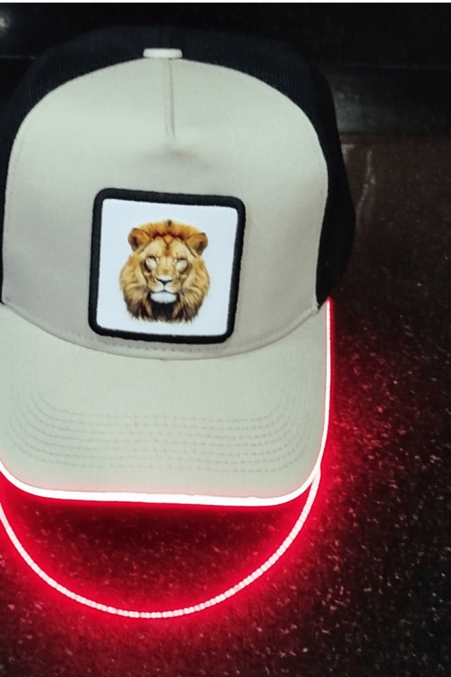 Aslan Bench Siyah-Krem LED'li Beyzbol Şapka