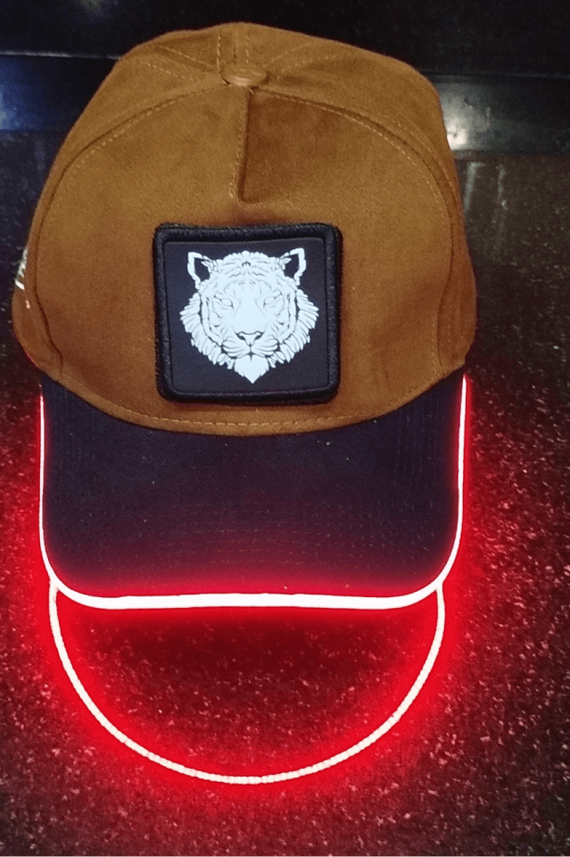 Kaplan Bench Kahve-Siyah LED'li Beyzbol Şapka