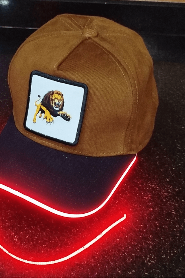 Aslan Bench Kahve-Siyah LED'li Beyzbol Şapka