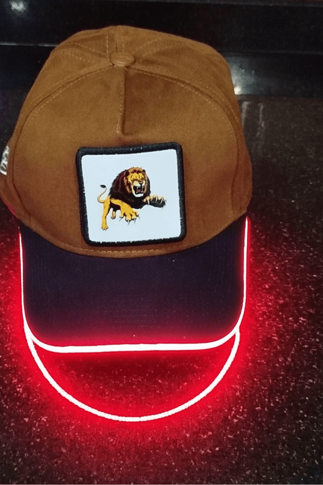 Aslan Bench Kahve-Siyah LED'li Beyzbol Şapka