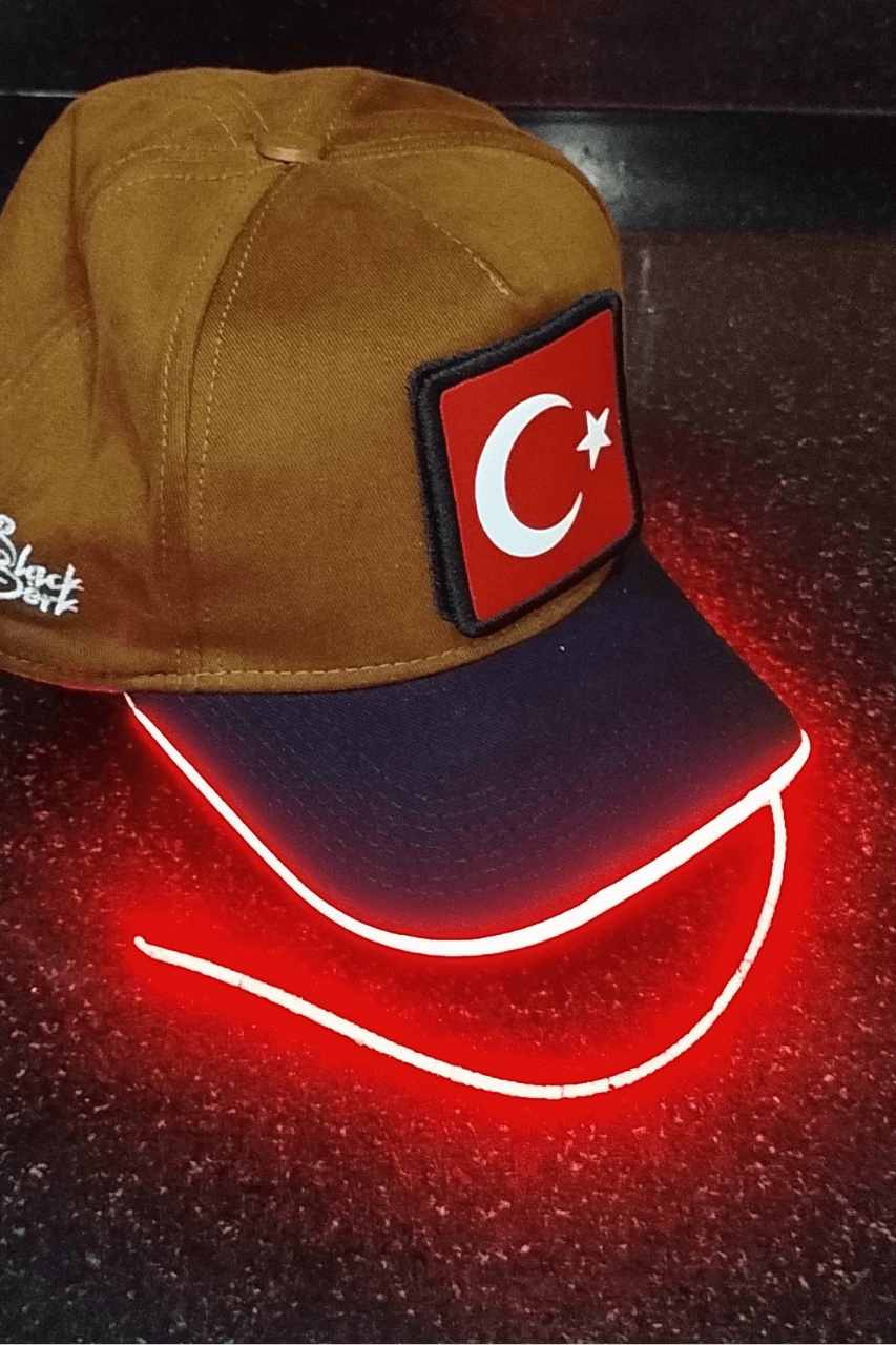 Bayrak Bench Kahve-Siyah LED'li Beyzbol Şapka